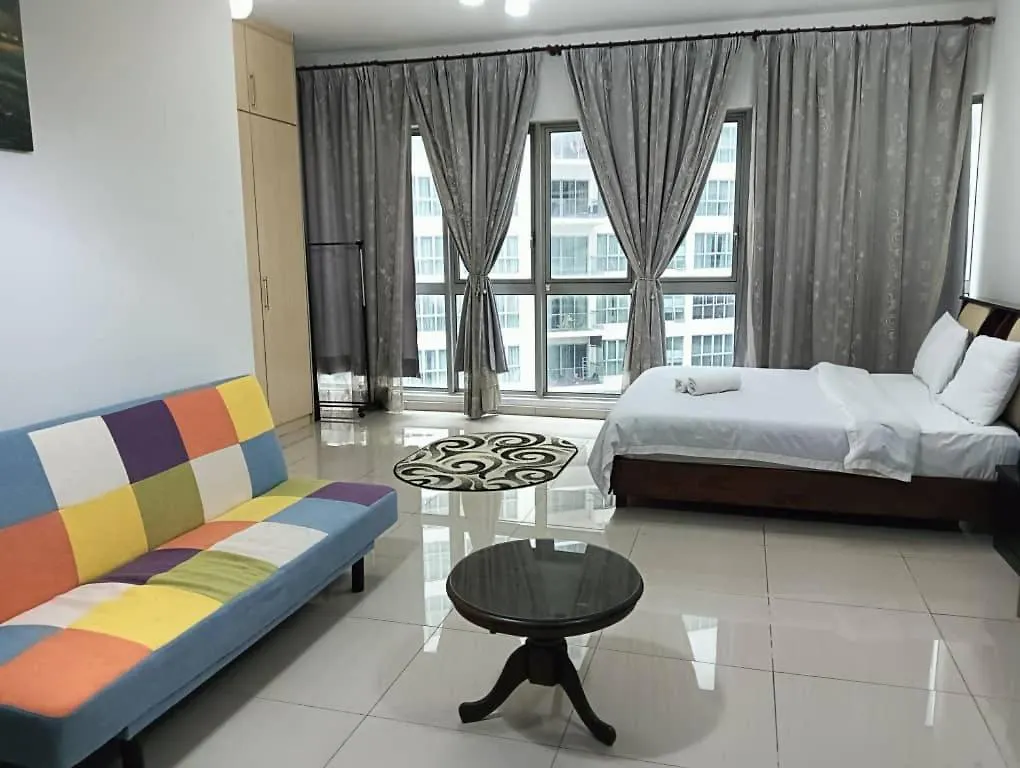 דירה קואלה לומפור Myrehat Regalia Residences מלזיה