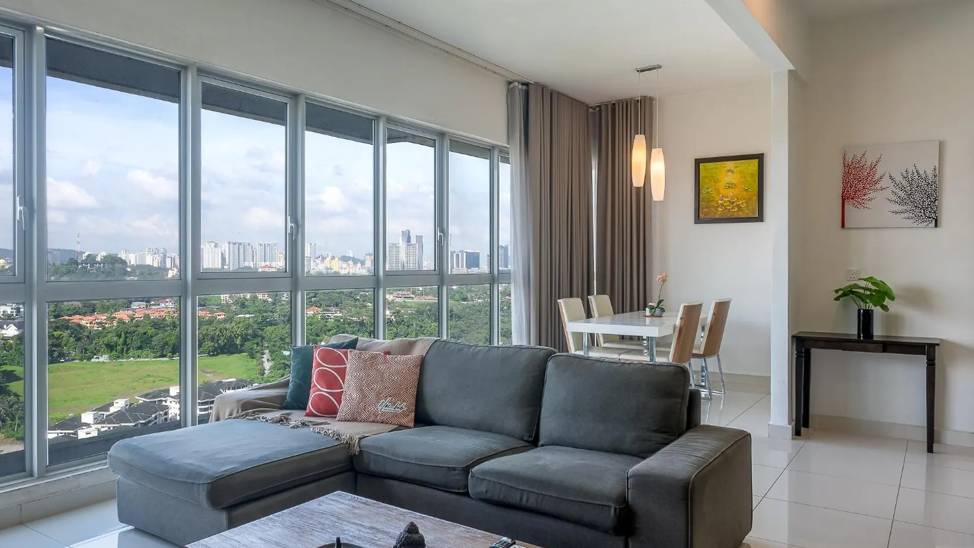 Myrehat Regalia Residences كوالالمبور 0*,  ماليزيا